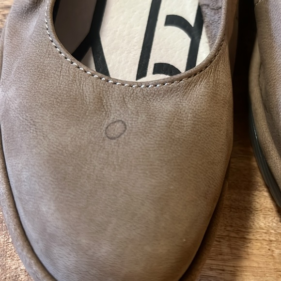 Fly London Flats (slight wedge) - Picture 6 of 8